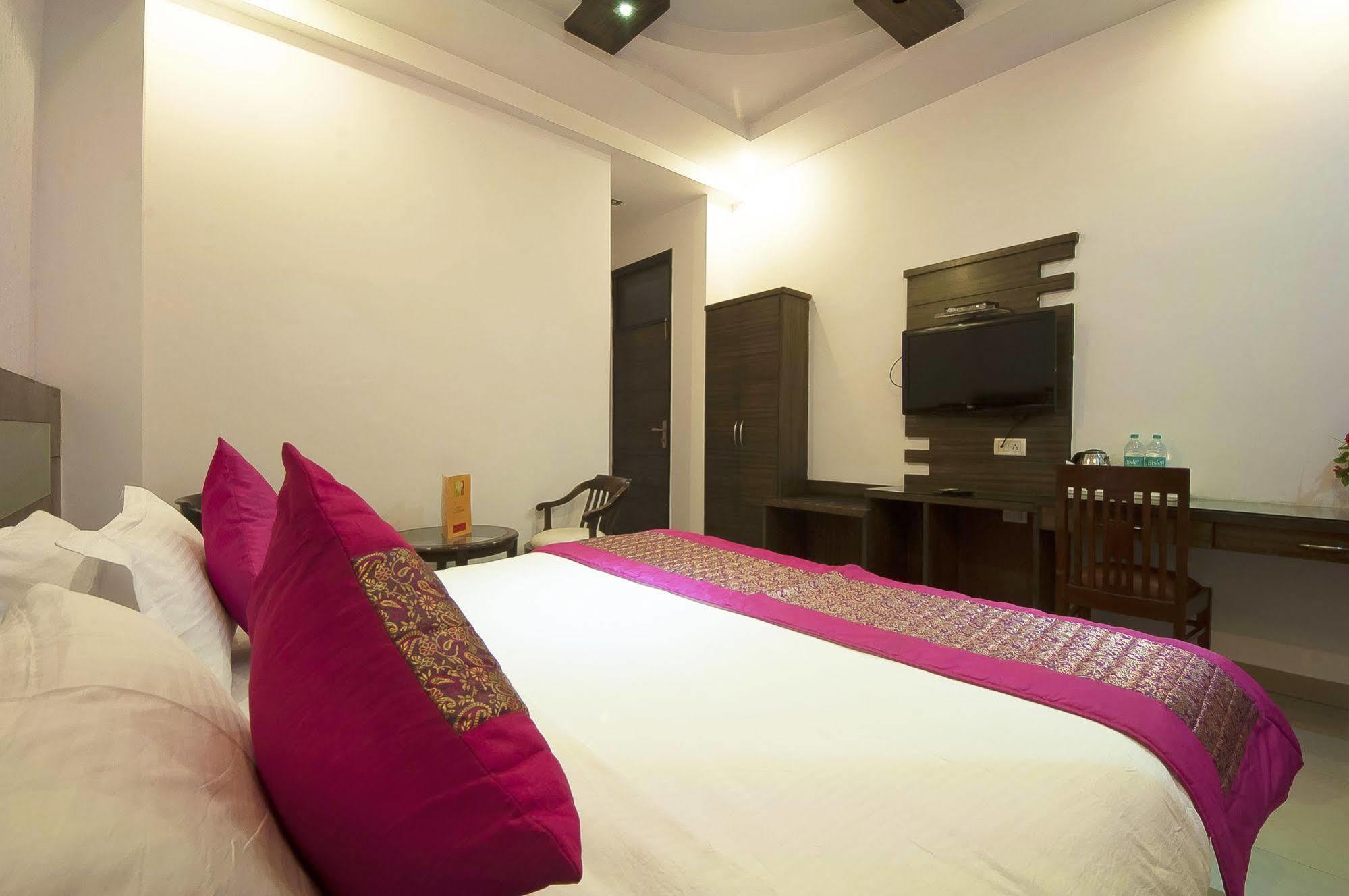 Oyo 3472 Hotel Rama Inn Νέο Δελχί Εξωτερικό φωτογραφία